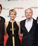 November_14_-_The_Hunger_Games_Catching_Fire_Photocall_in_Rome_2822629.jpg