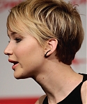 November_14_-_The_Hunger_Games_Catching_Fire_Photocall_in_Rome_2825429.jpg