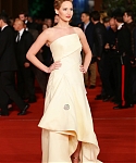November_14_-_The_Hunger_Games_Catching_Fire_Rome_Premiere_2817129.jpg
