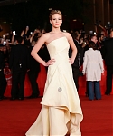 Filename=November_14_-_The_Hunger_Games_Catching_Fire_Rome_Premiere_283529.jpg
Filesize=4602KiB
Dimensions=2938x4291
Date added=Nov 16, 2013 November_14_-_The_Hunger_Games_Catching_Fire_Rome_Premiere_283529.jpg