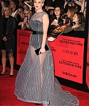 November_18_-_The_Hunger_Games_Catching_Fire_Los_Angeles_Premiere_2812829.jpg
