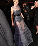 November_18_-_The_Hunger_Games_Catching_Fire_Los_Angeles_Premiere_2824729.jpg